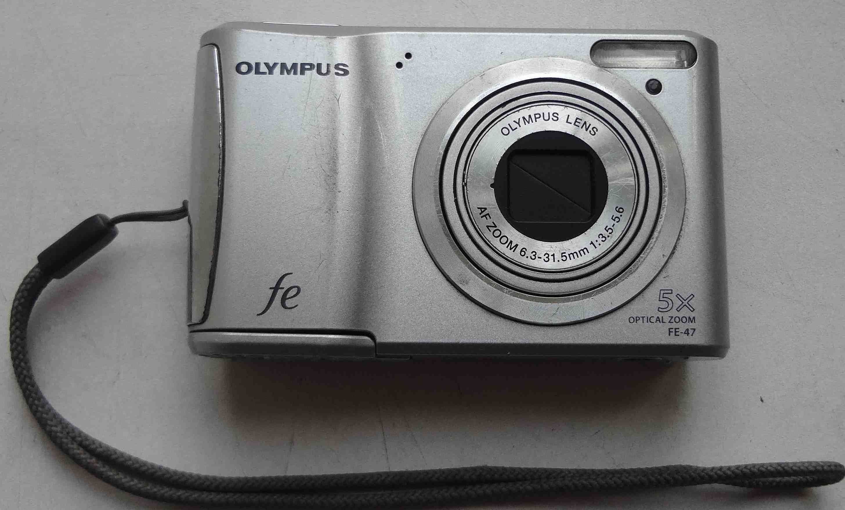 Цифровой фотоаппарат Olympus FE-47, рабочий