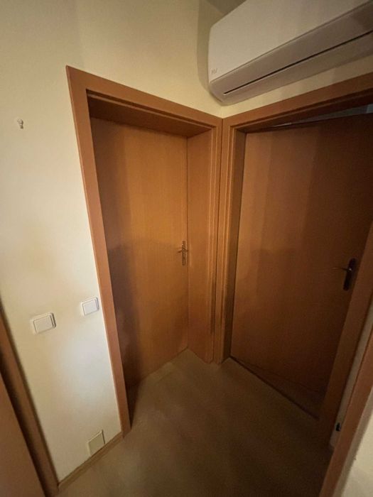 Drzwi wew, Porta buk z regulowaną ościeżnicą plus klamki