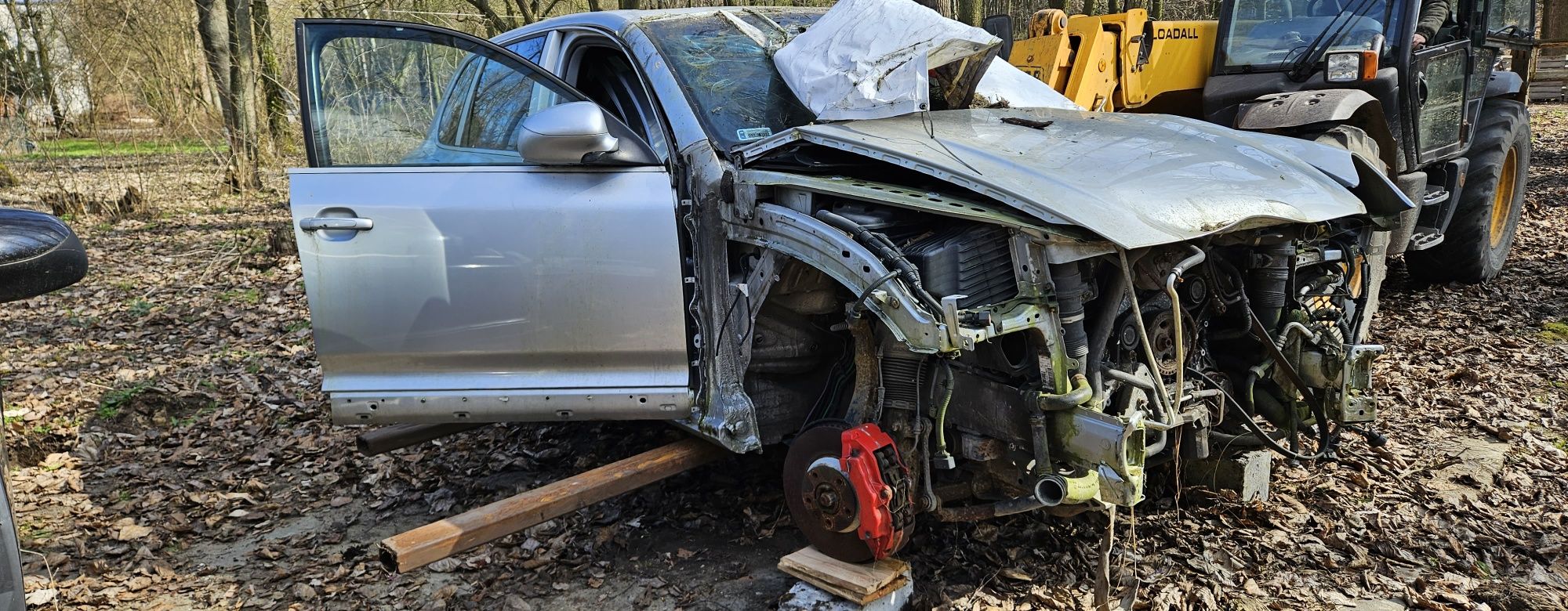 Porsche Cayenne powypadkowy na części