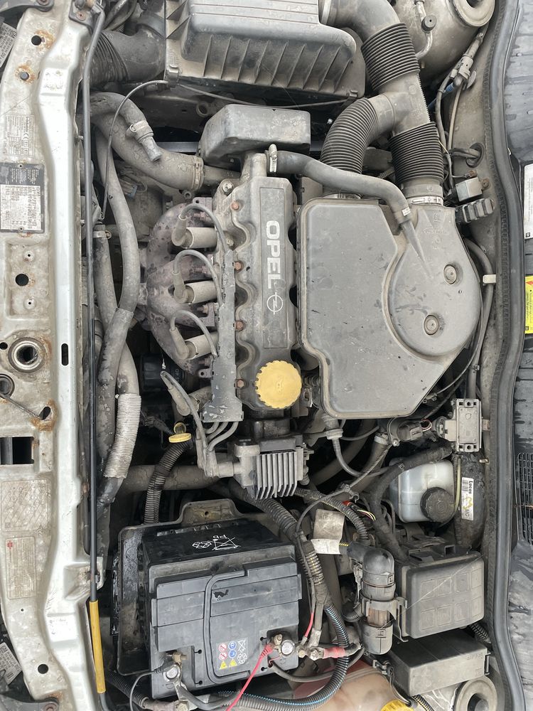 Opel Astra 1.6 8v LPG 5drzwi webasto klima nowy przeglad