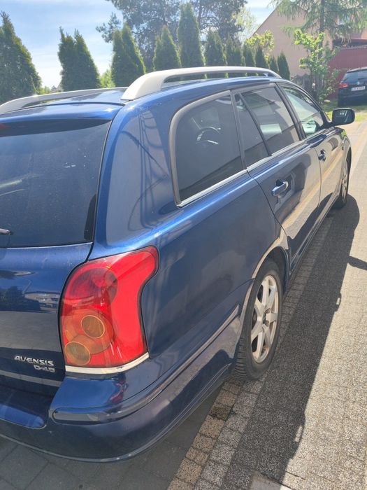 Toyota Avensis 2.2