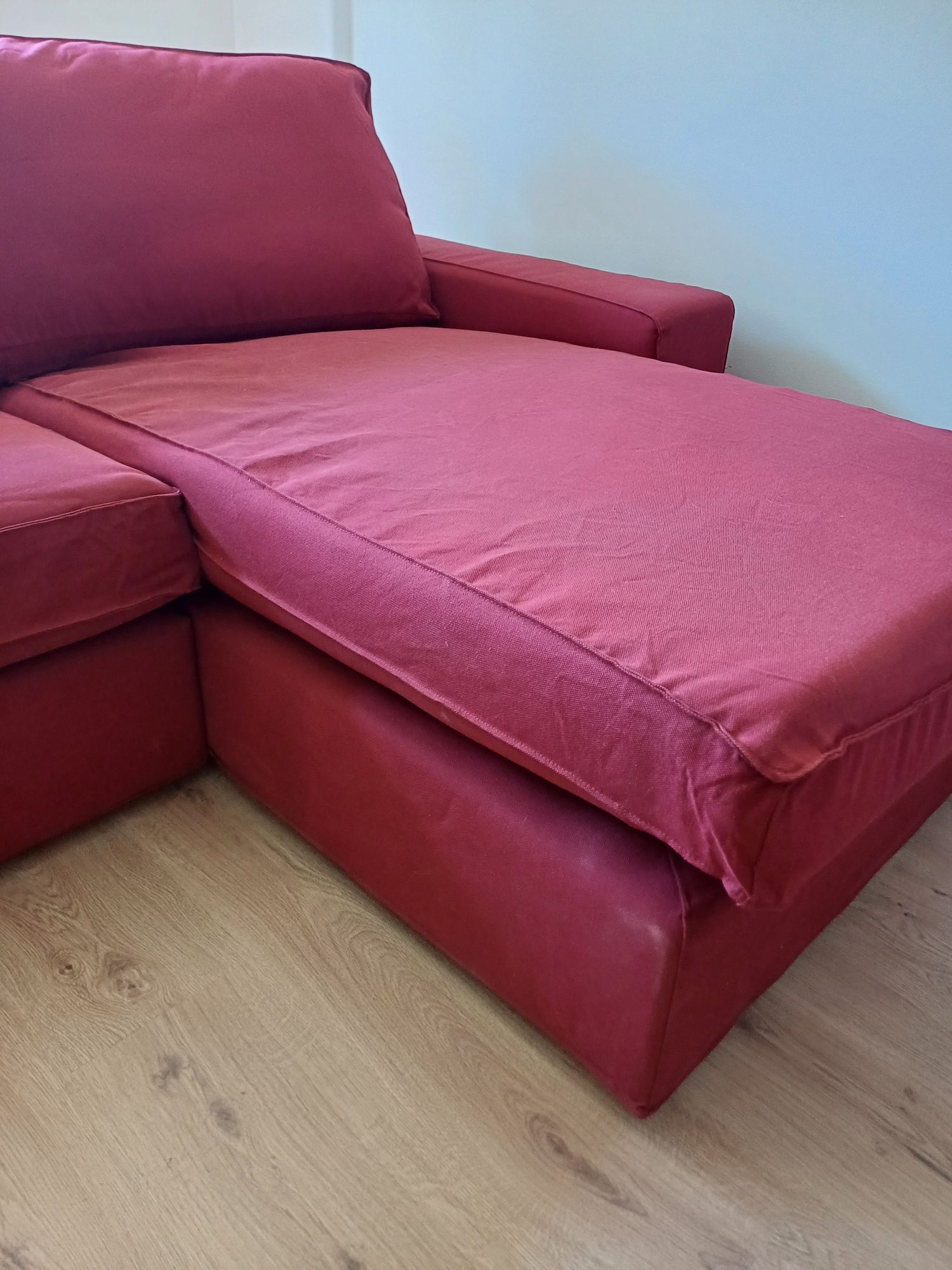 Sofá KIVIK IKEA 4 lugares com chaise longue
Usado como novo - estrutur