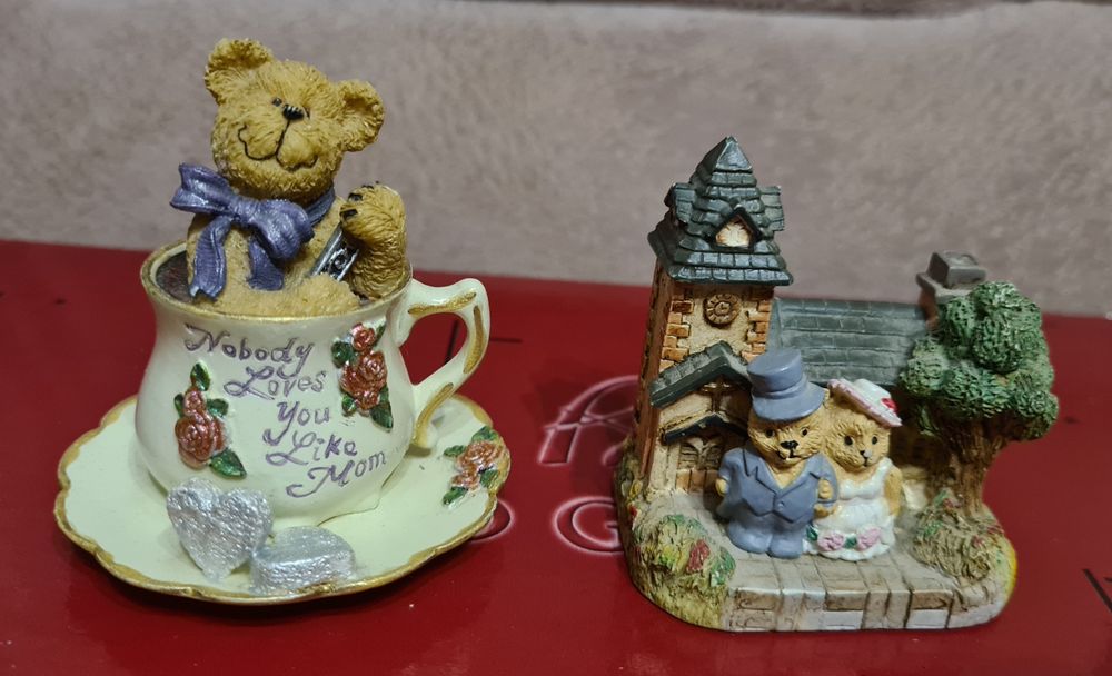 Коллекционные фигурки мишек