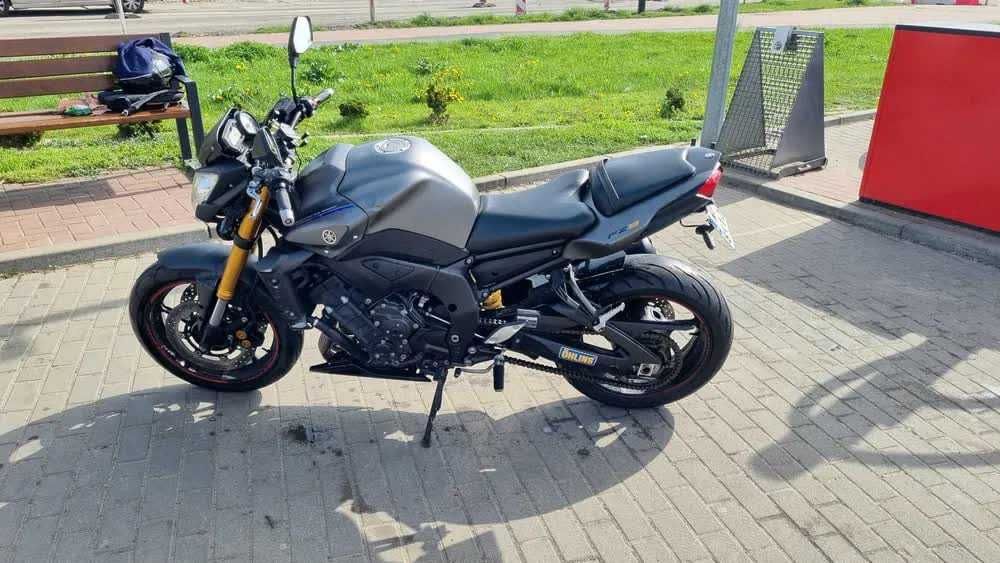 Мотоцикл Yamaha FZ8