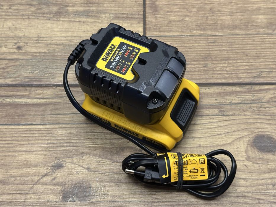 Zestaw DeWalt bateria akumulator 2,0Ah | ładowarka DCB1102
