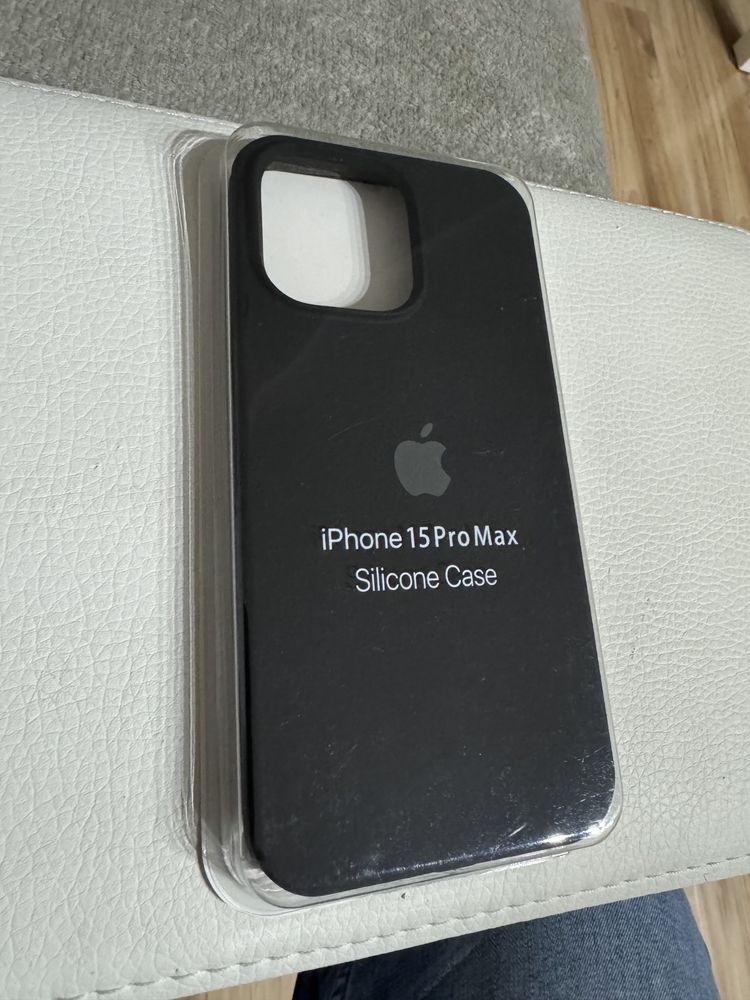 iPhone 15 Pro Max etui silikonowe nowe
