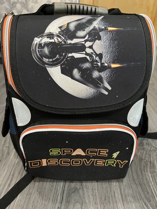 Портфель, рюкзак шкільний