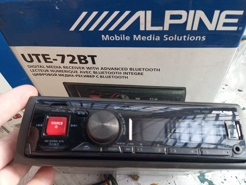 Radio samochodowe Alpina  UTE-72BT