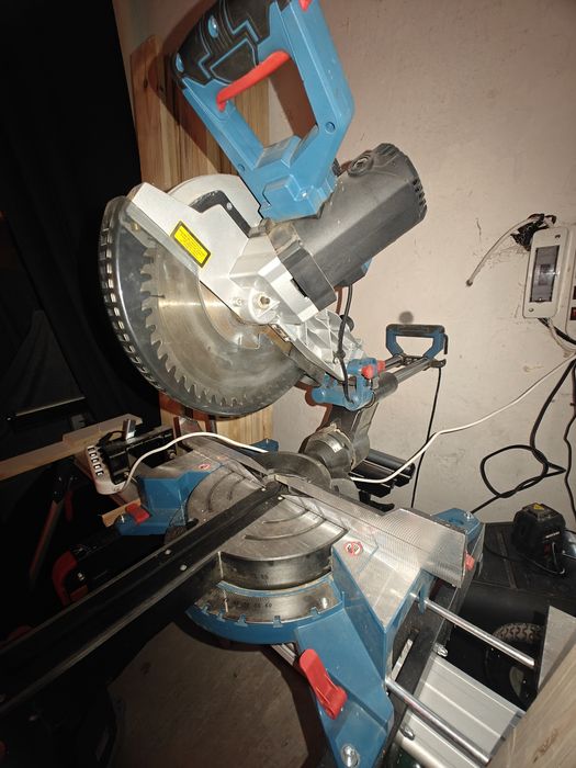 Sprzedam ukośnice Erbauer 305mm używana sprawna bdb stan