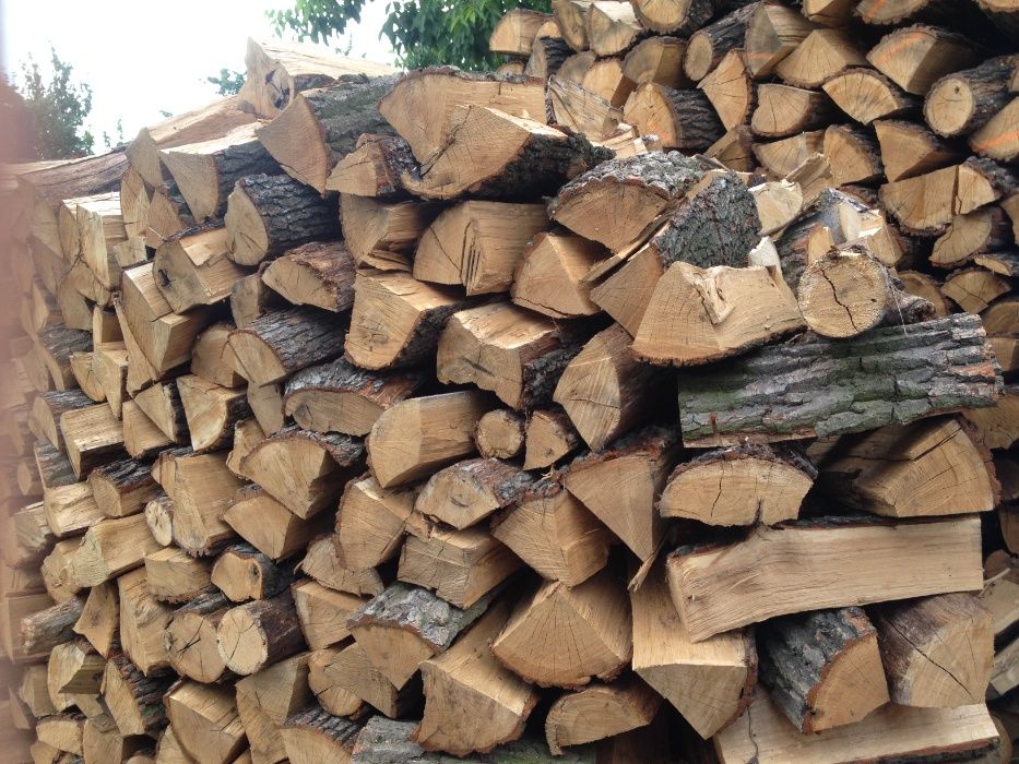 Drewno kominkowe, opałowe suche, Dąb, Jesion, Buk,  Sezonowane.