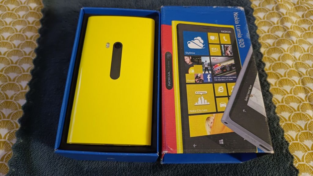 Nokia Lumia 920 , New, Original.