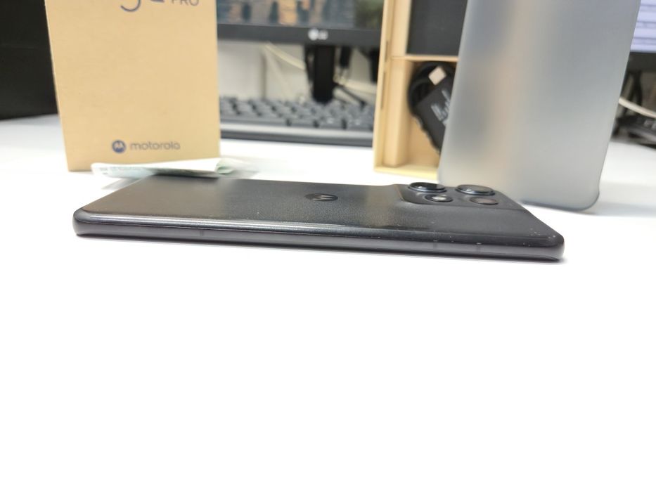 Motorola Edge 50 Pro 12/512Gb, офіційний