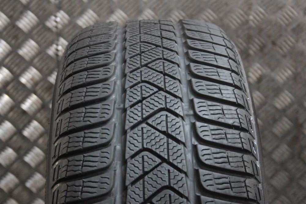 215/60/16 Pirelli Sottozero 3 215/60 R16 95H 2022r Seal Inside