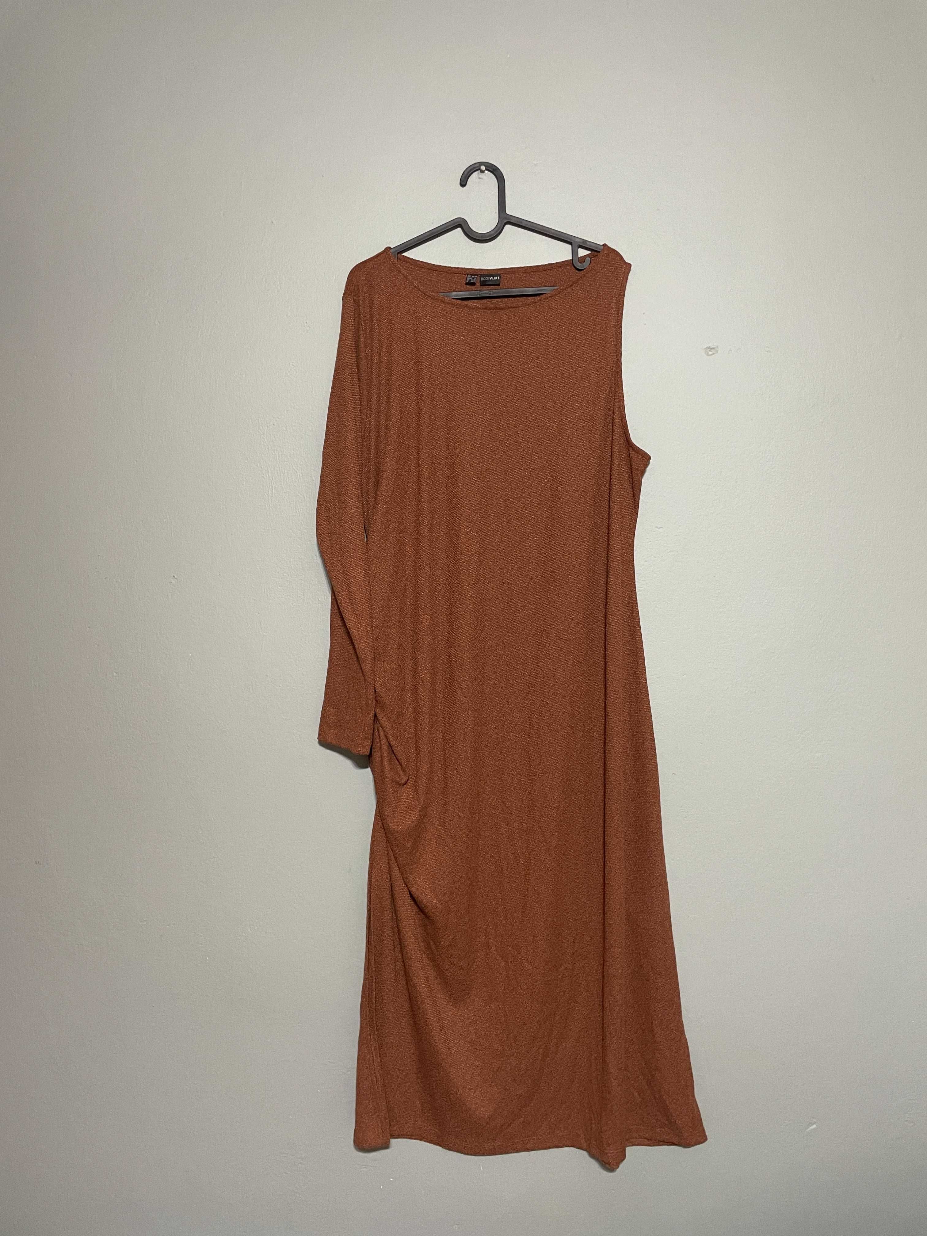 Sukienka midi na jedno ramię plus size 48/52 4XL 5XL