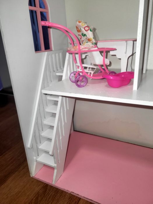 Кукольный домик для кукол