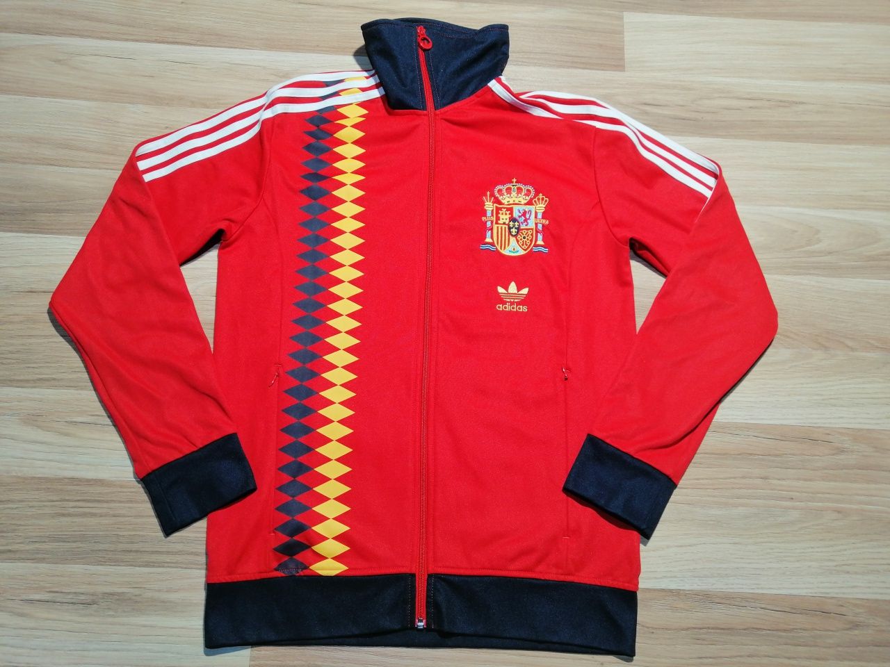 Adidas Originals Spain unikatowa kolekcjonerska bluza Hiszpanii