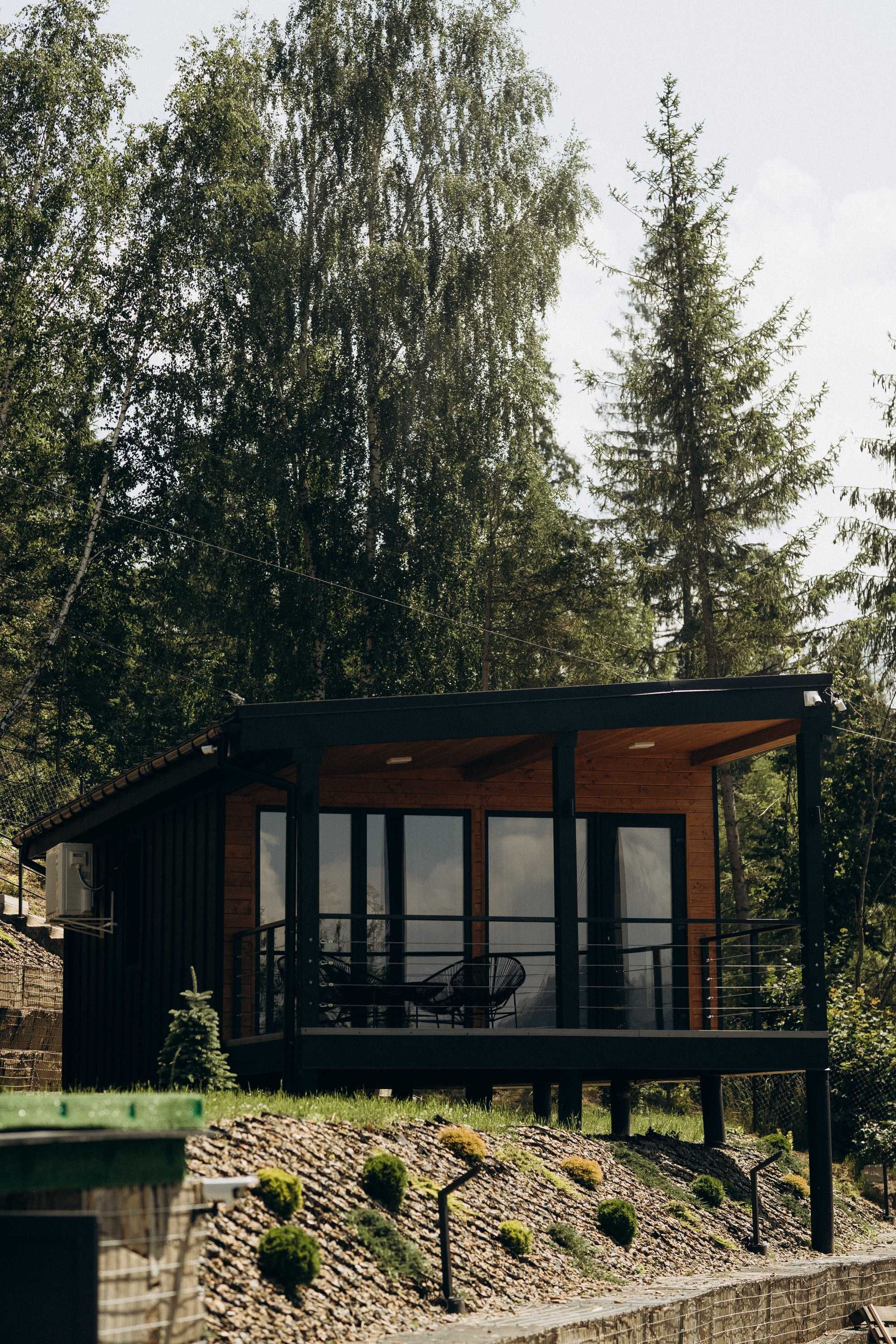 |продаж діючого прибутковго бізнесу,Славськ|27сот,330кв.м|
