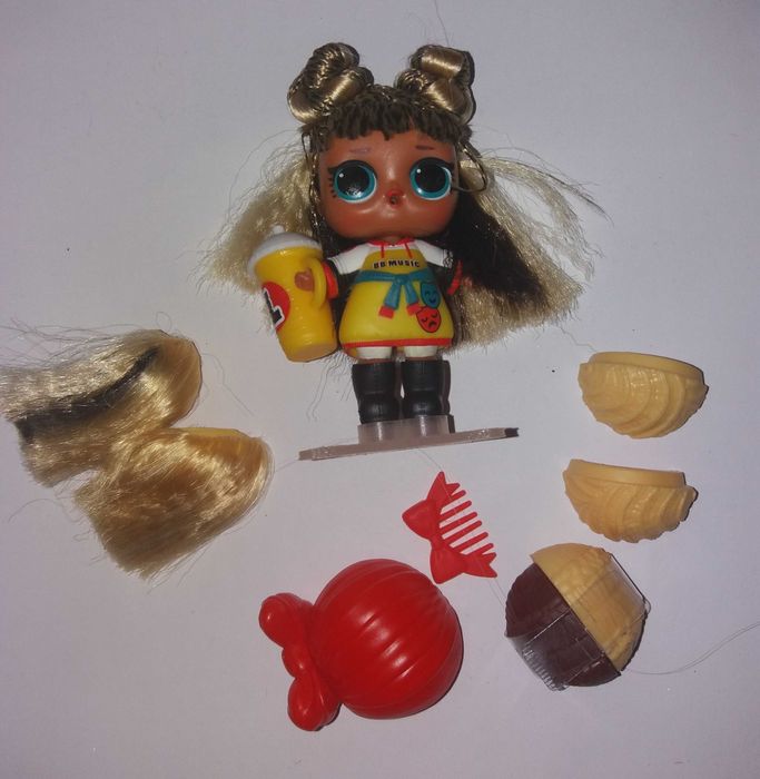 Lol Hairvibes  para venda- vendidas como mostra nas fotos-12€ cada.