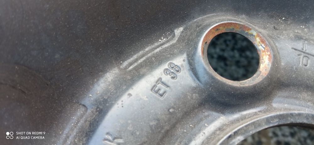 Audi A3 8L Golf 4 Bora Octavia Toledo sa felgi stalowe 15 5x100 et38