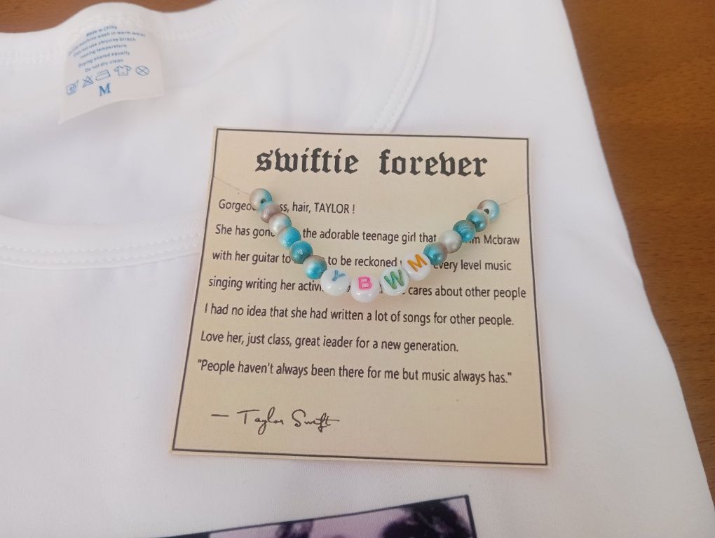 T-shirt Taylor Swift - Eras Tour + pulseira