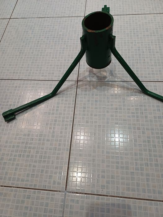 Підставка під ялинку