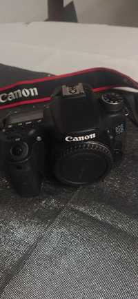 Sprzedam Lustrzanka Canon EOS 70D