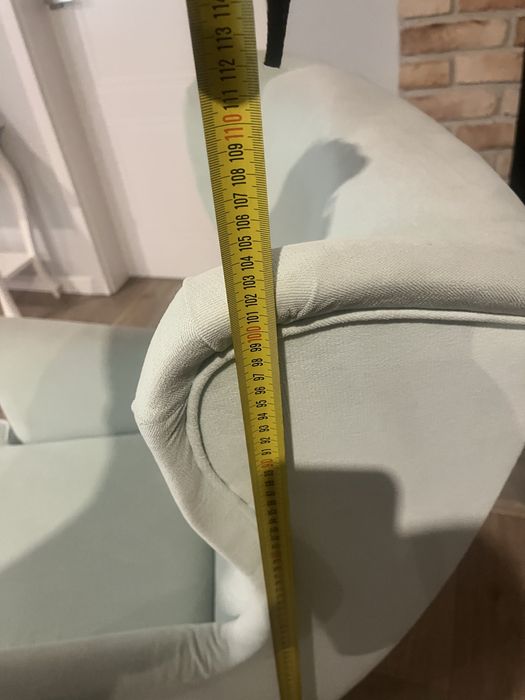 Fotel uszak z podnóżkiem miętowy