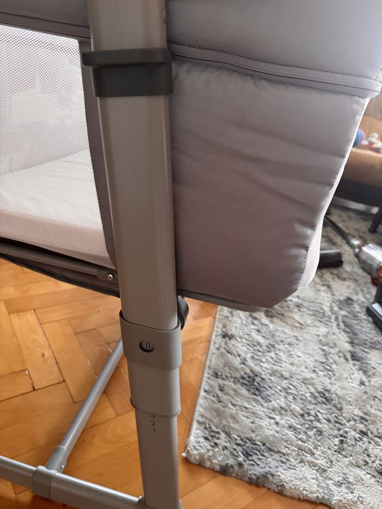 Sprzedam Chicco Next2Me Magic 2 w kolorze Moon Grey