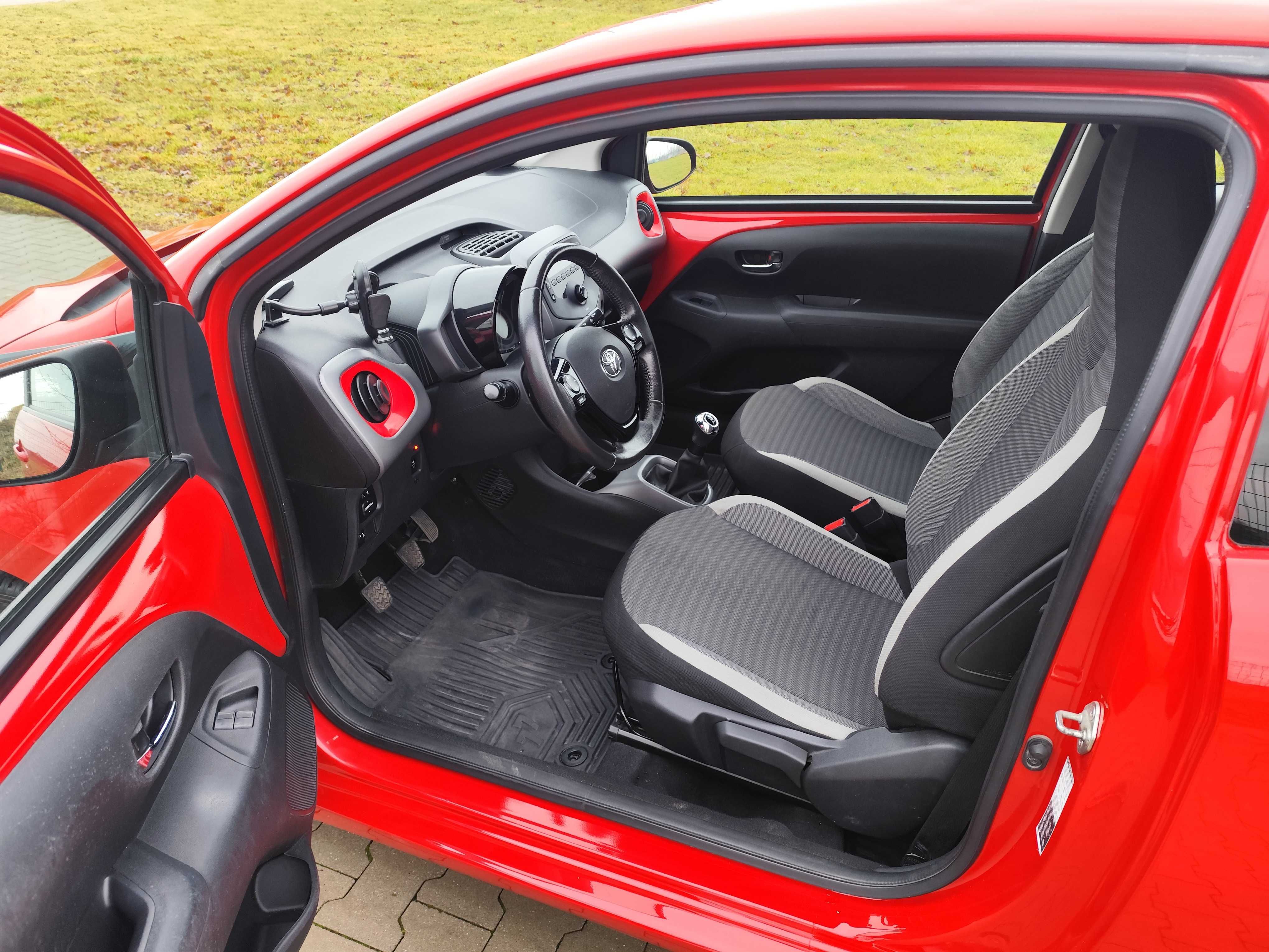 Toyota AYGO 1,0 VVT-i,72KM, Super stan i bogate wyposażenie, OKAZJA !