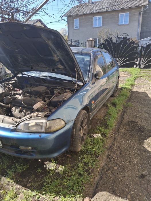 Прдається хонда сівік