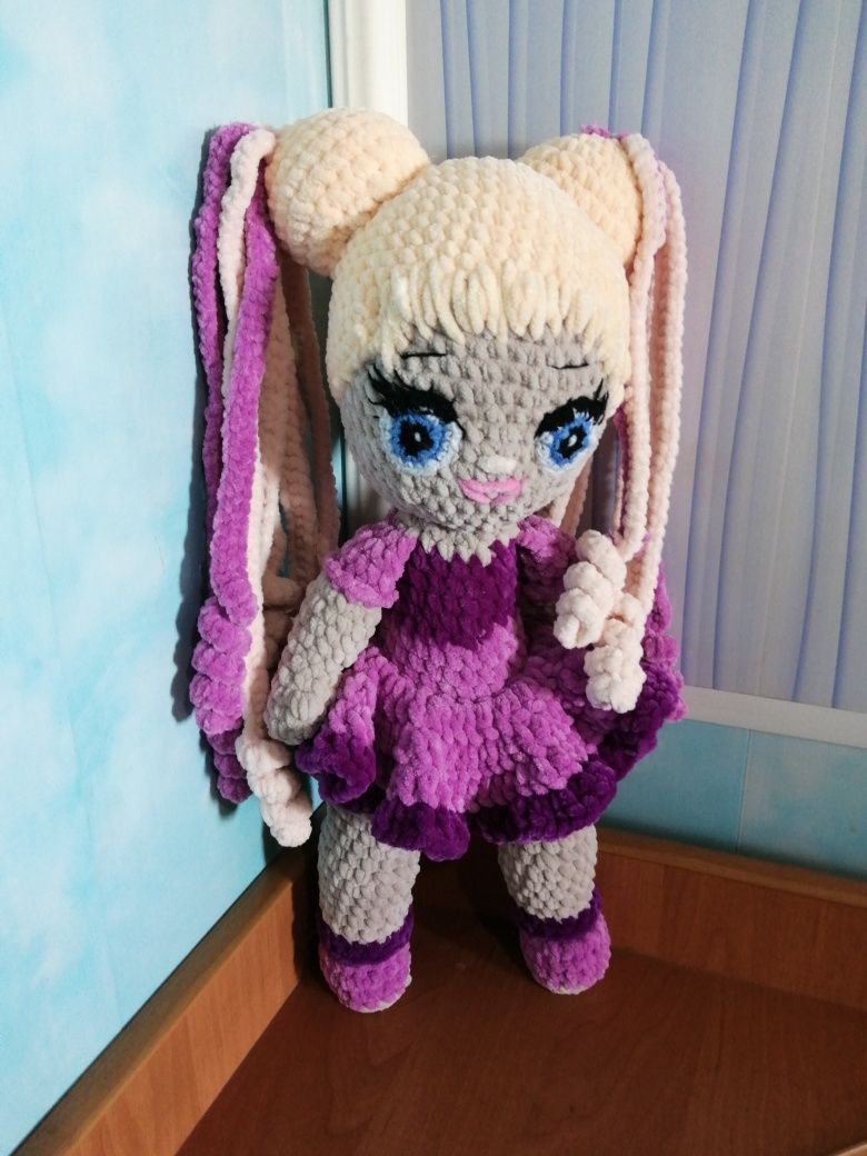Вязані іграшки лялька Лол з плюшевої нитки