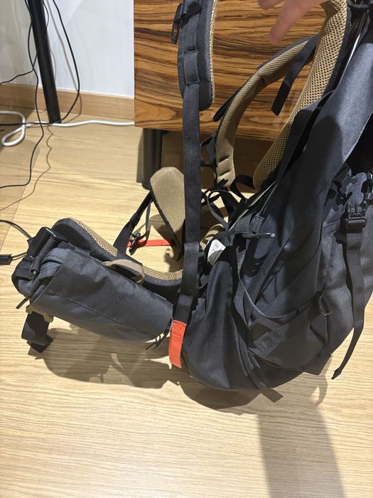 Mochila Cargueira Forclaz 50L