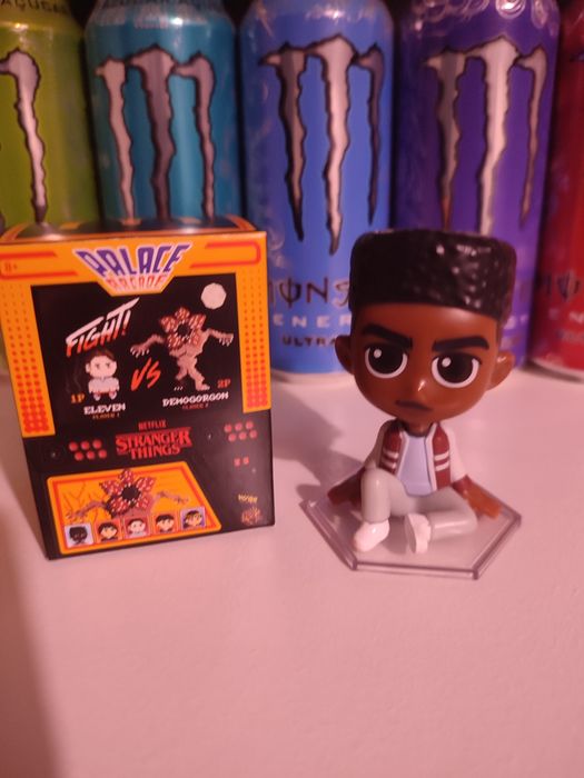 Lucas Stranger things Mcdonalds