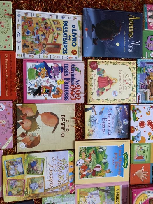 Livros infantis didáticos e histórias