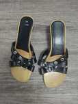 Sprzedam damskie buty rozmiar 38.