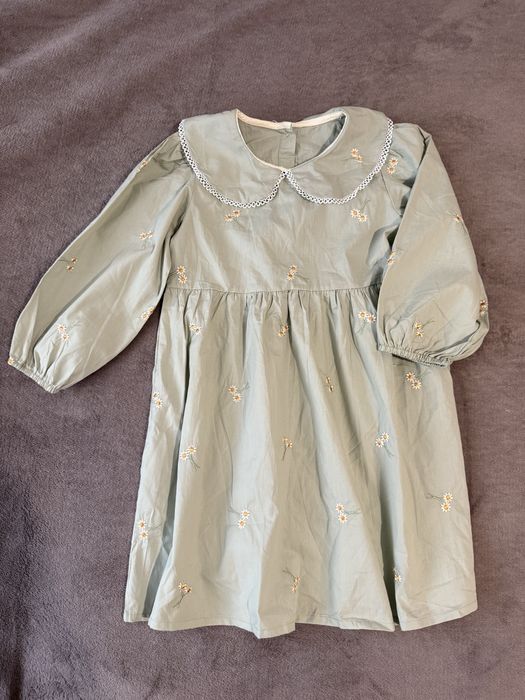 Зелена сукня для дівчинки з коміром