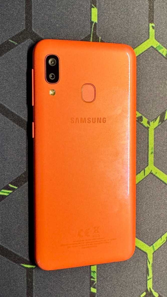 Samsung A20e z etui