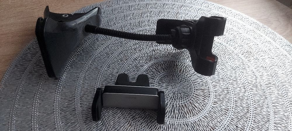 Ładowarki,uchwyty na telefon  Przewody do ładowania telefonów