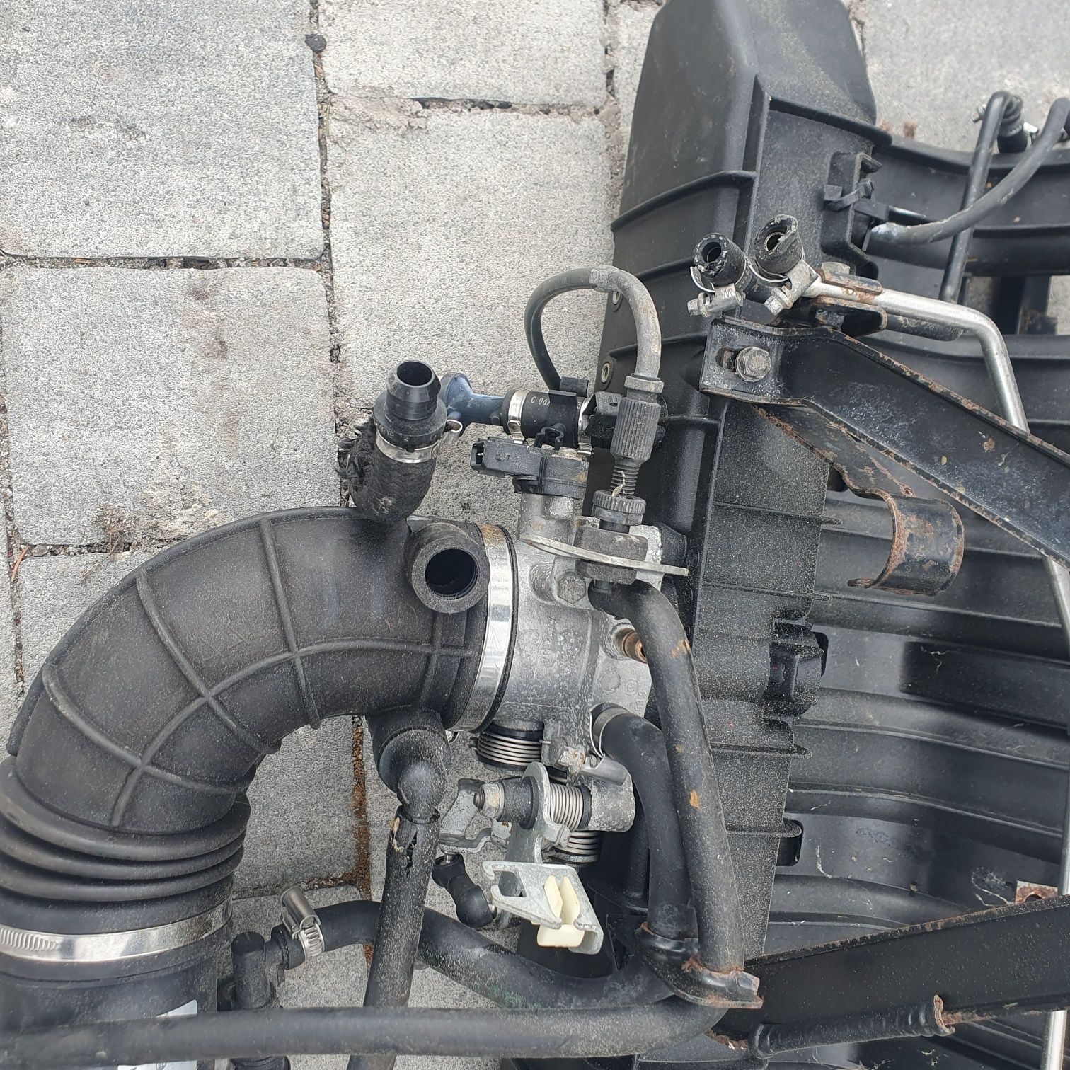 Kolektor ssący dolotowy przepustnica M50B25 BMW E39 E36 E34 E30