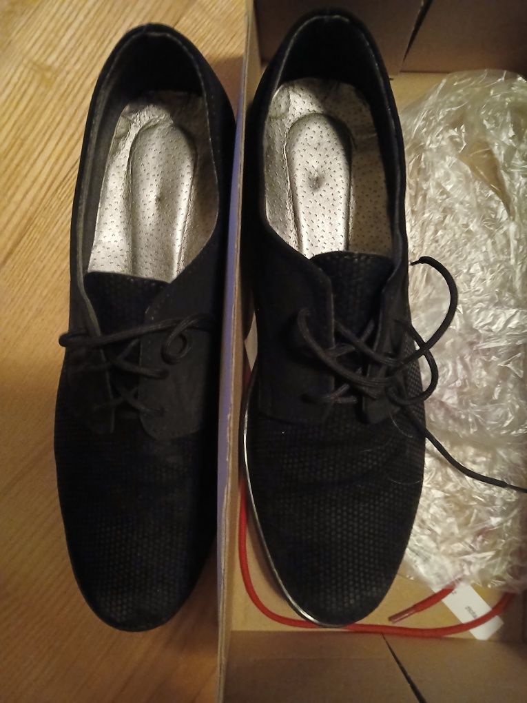 Buty Komunijne Lakierki rozm.36!!!