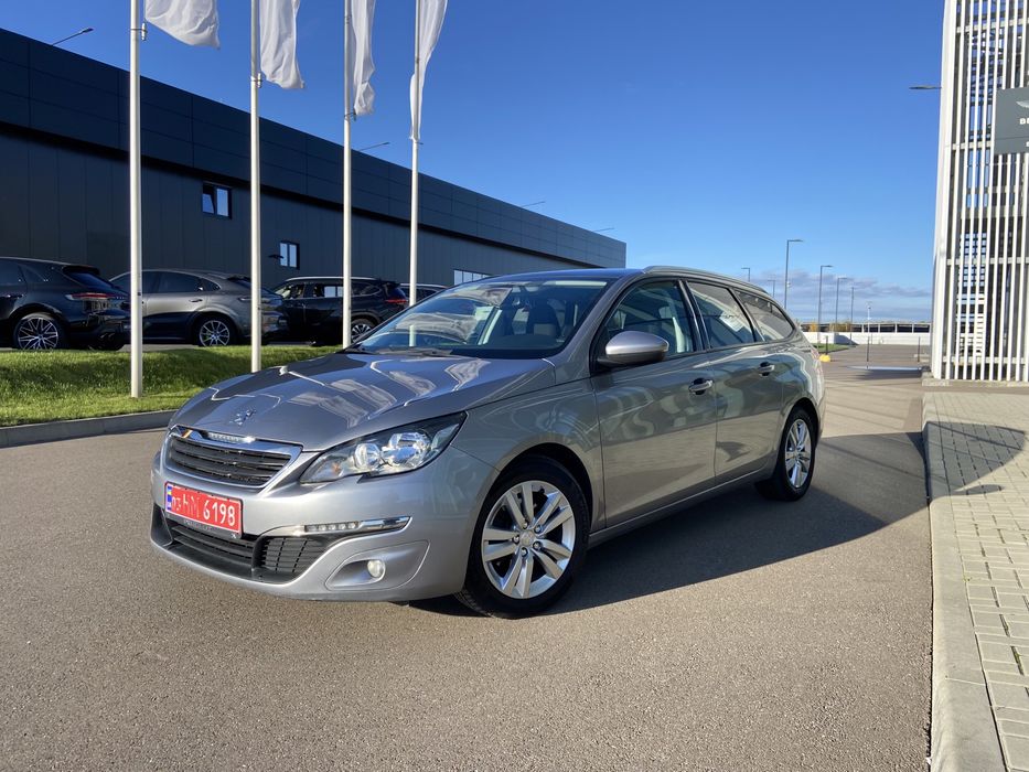 Peugeot 308 2016 року