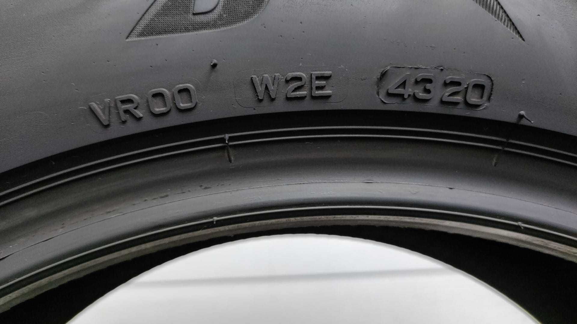 2 sztuki opony zimowe 225/55/18 Bridgestone Blizzak 102V XL (OL167/O)