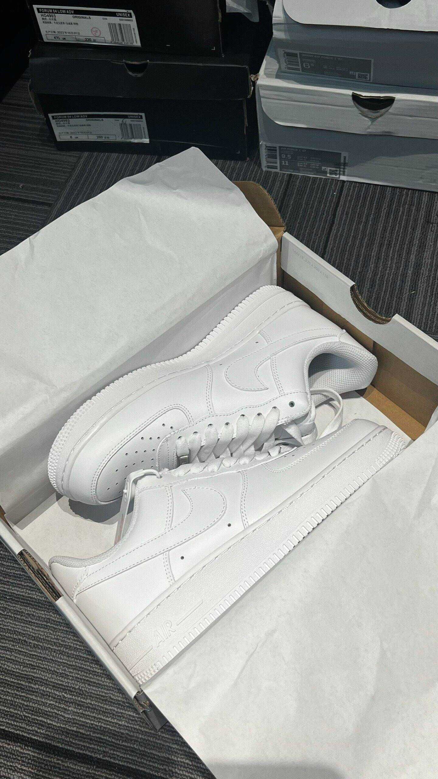 NikeAirForce1Low'07White-Nowe i nieuzywane R.40