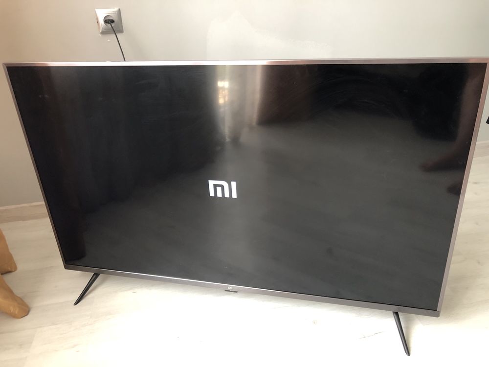 Телевізор 55" Xiaomi Mi TV UHD 4S Smart TV Gray