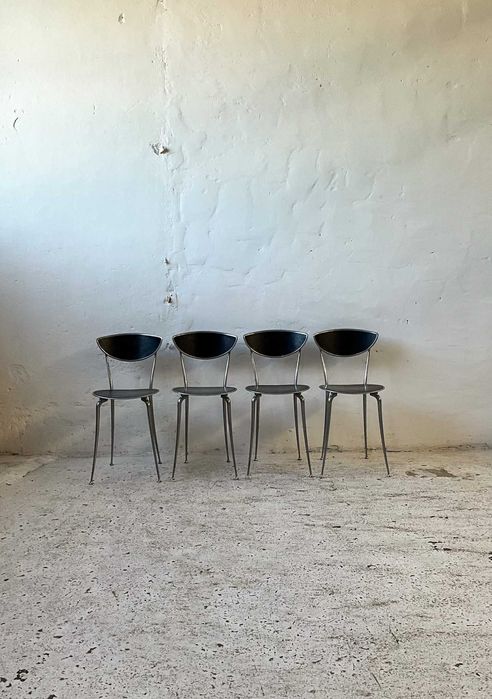 Arper włoskie krzesła skóra aluminium lata 90 vintage design
