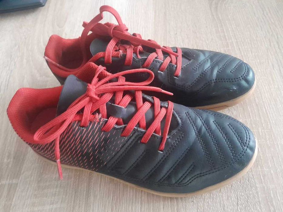 Buty halowe piłka nożna 37 Decathlon