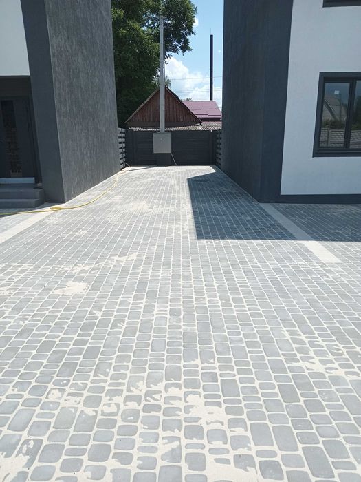 Укладка тротуарной плитки