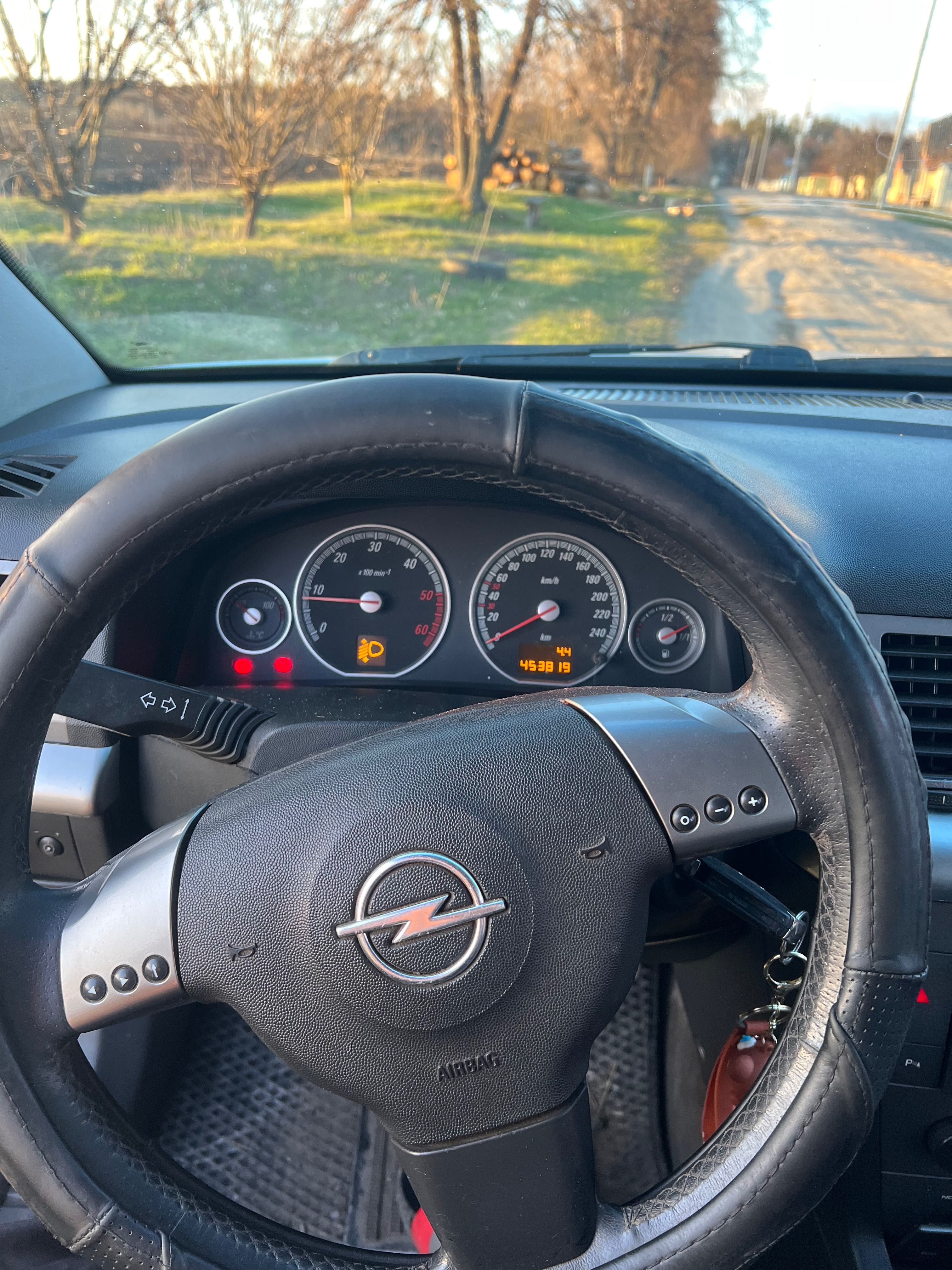 Opel signum2.2 турбо дизиль