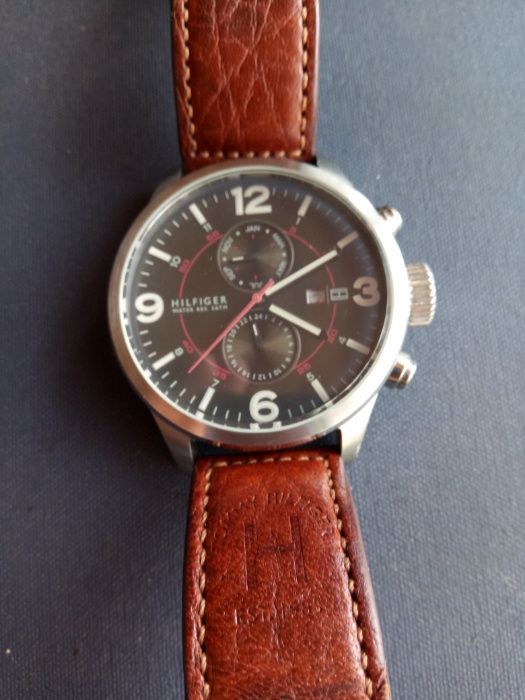 Zegarek męski Tommy Hilfiger + nowy skórzany pasek gratis