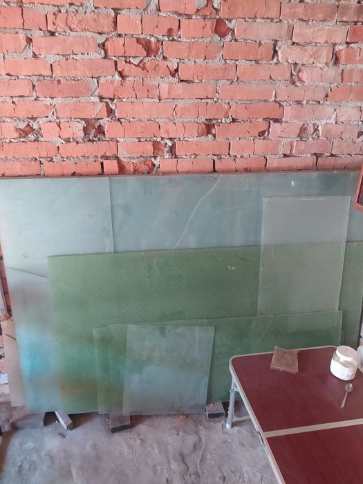 Скло з вікон 200/1800